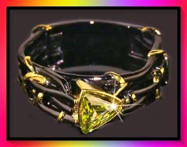 Amazing unusual design cz simulant ring size 8