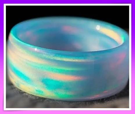Exquisite Natural Rainbow Opal-Inspired Ring S9