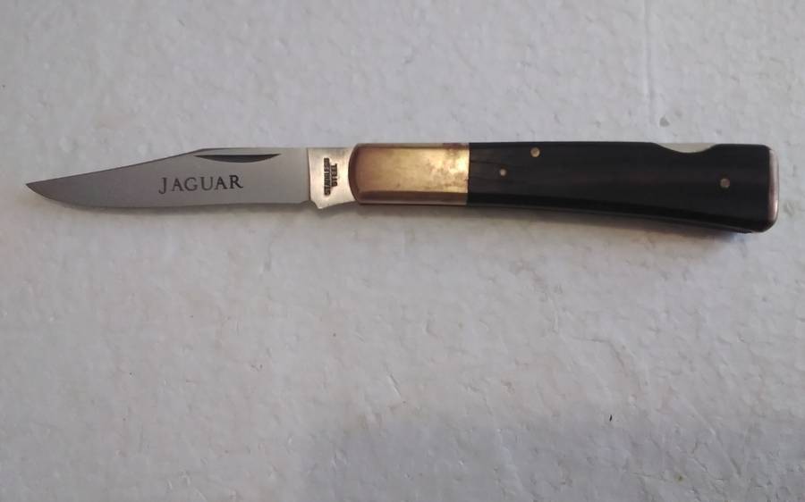 Vintage lockback Jaguar pocket knife.