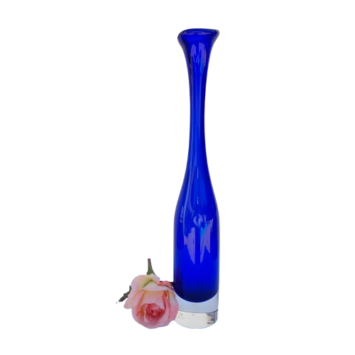 Stunning Hand Blown Art Glass Cobalt Blue Vase