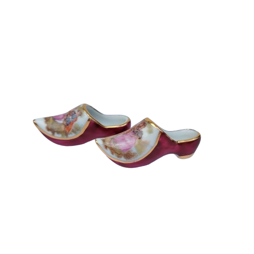 Limoges Fragonard Porcelain Gold Trimmed Miniature Pair of Shoes