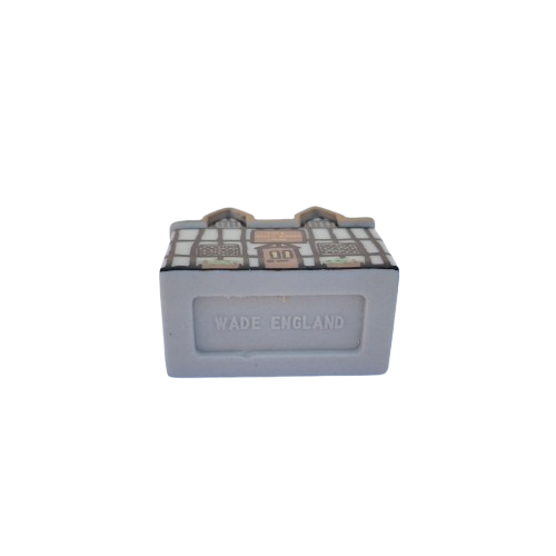 Wade The What Knot shop from Whimsey-on-Why Village