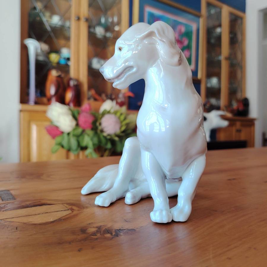 Lladro Porcelain Figurine  Seated Dog (8416) Setter/Spaniel