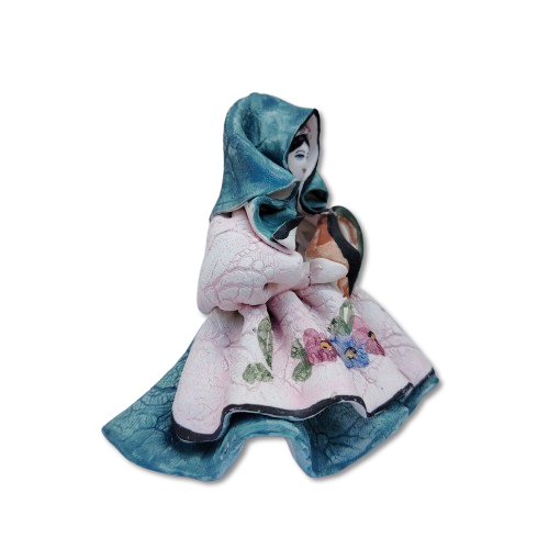 Italian Folk Art Figurine  Il Nuraghe Woman