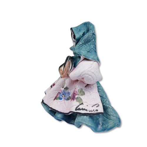Italian Folk Art Figurine  Il Nuraghe Woman