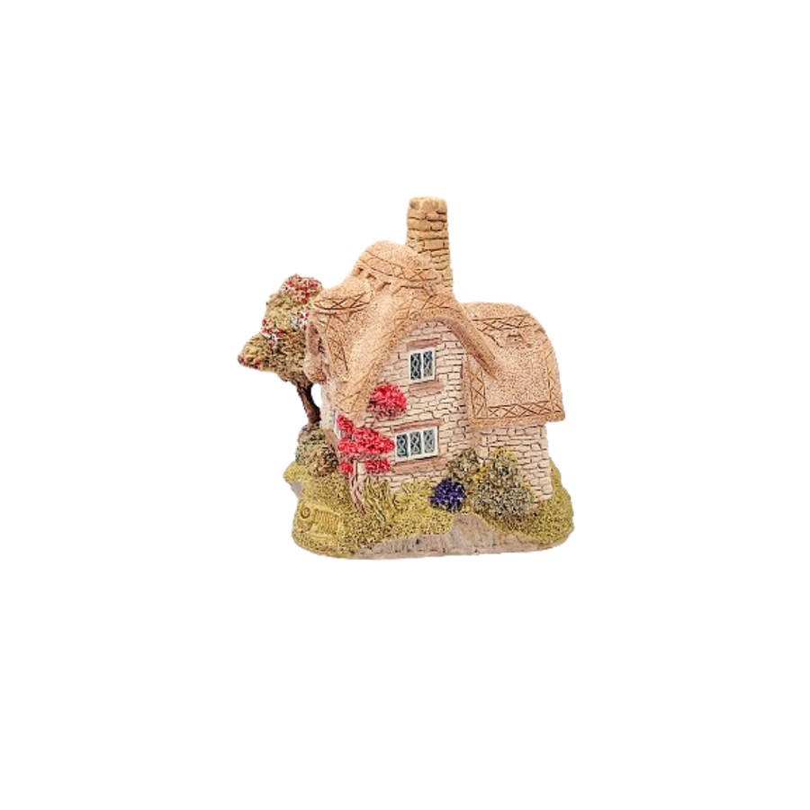 Lilliput Lane Miniature House Beehive Cottage