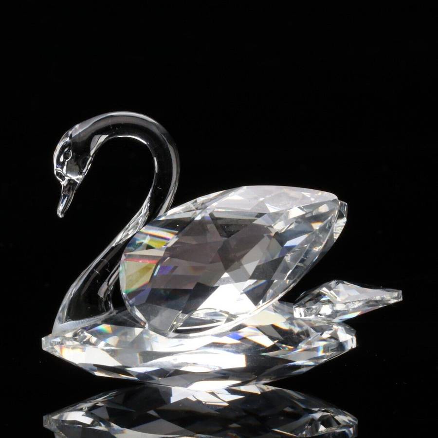 Swarovski Crystal Medium Swan Beauties of the Lake