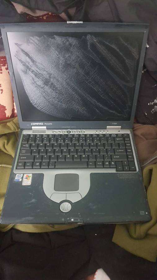 Compaq laptop As spares