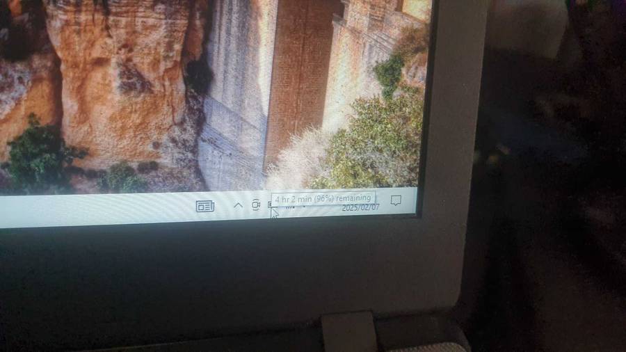 Acer Aspire ES1-132-C9MZ Intel Celeron N3350 1.10GHz 11.6" Laptop