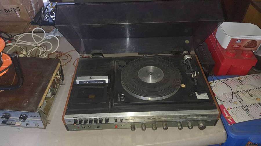 National Panasonic SG-1070A with speakers (Needs Service)