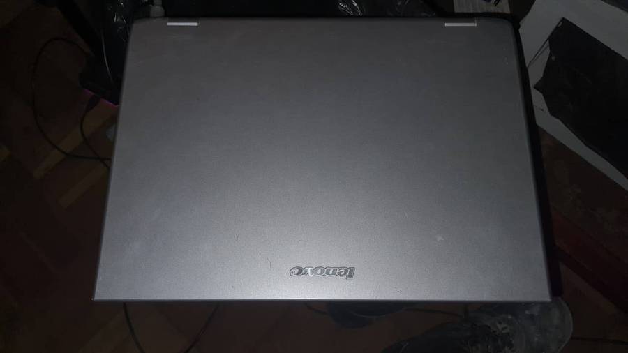 Lenovo Pentium Laptop(No hardrive)