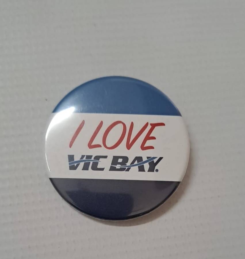South Africa Button Badge - I Love Vic Bay.