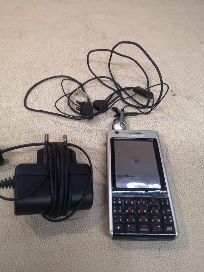 Vintage 979.Sony Ericsson P1i Very Rare - For Collectors - Tested Working