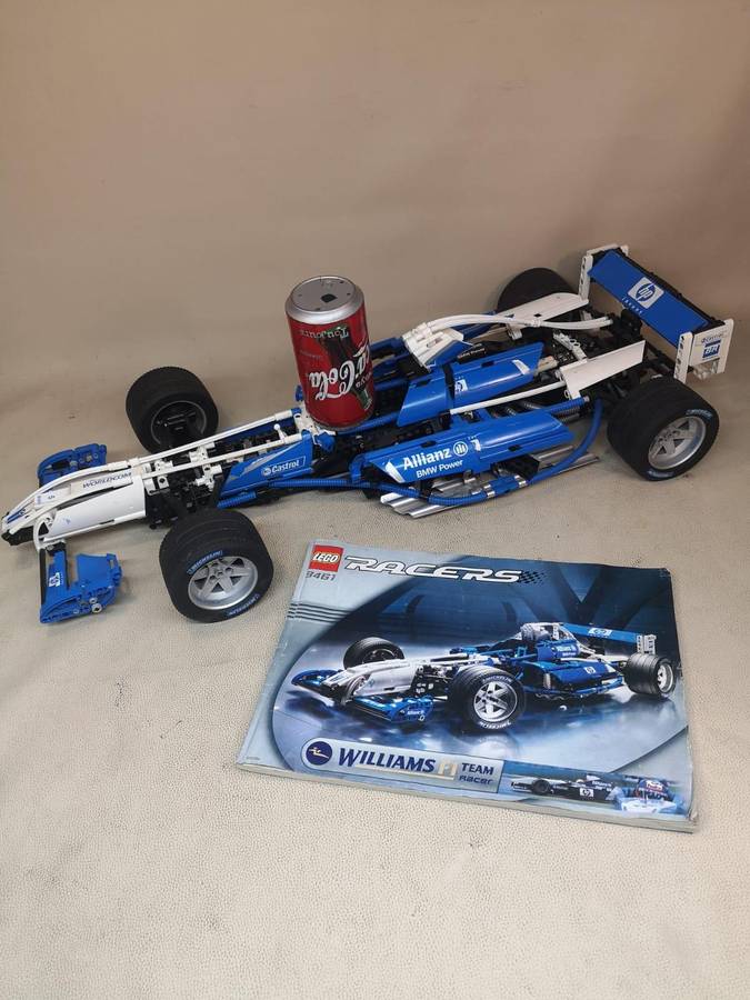 Massive 700mm Complete Lego Williams BMW F1 Team Racer 8461 with Instructions