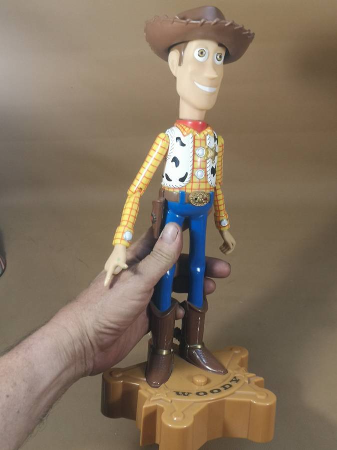 Very Large Vintage 90s Disney Toy Story Electronic Talking Woody Room Guard - 380mm