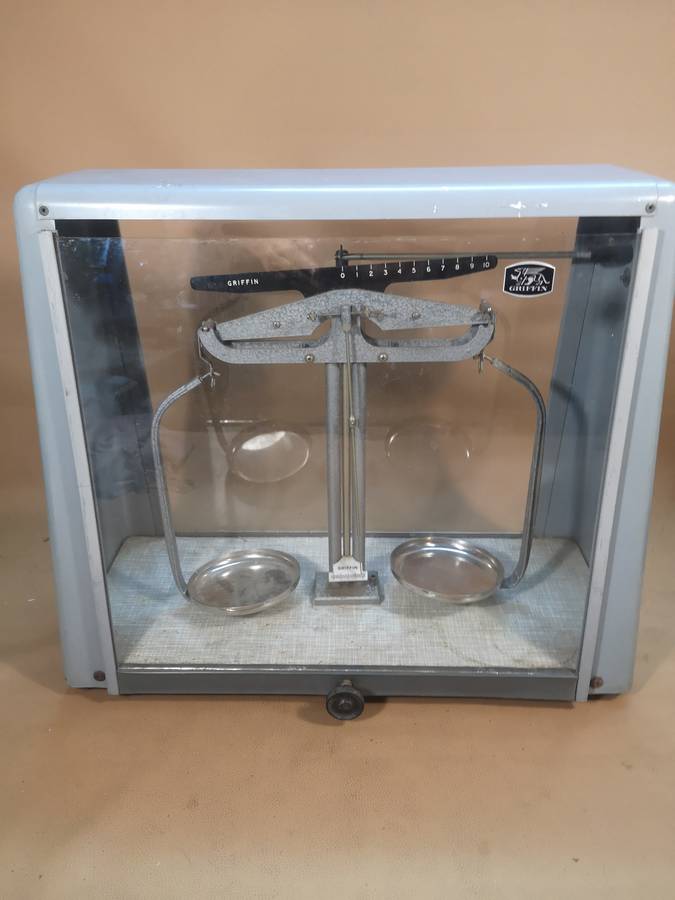Vintage GRIFFIN & GEORGE 1950s laboratory balance/ scales
