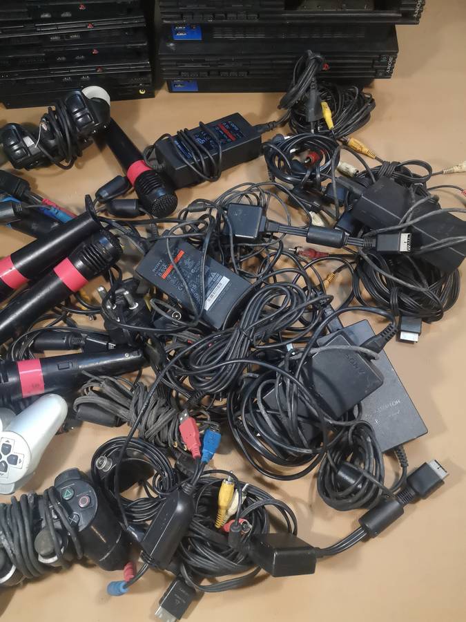 PLAY STATION 2 Bundle for Spares or Repairs