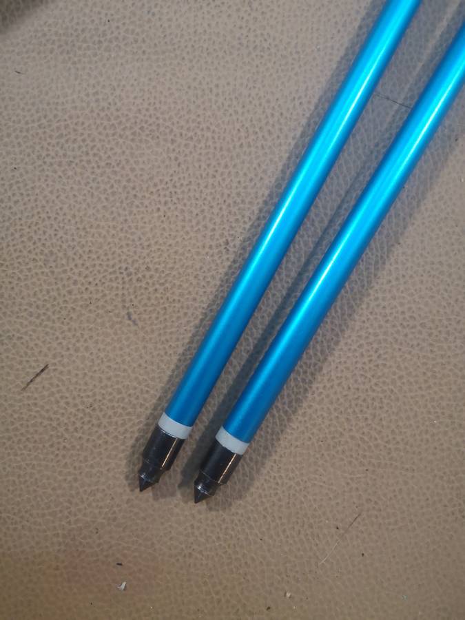 BARNETT LIL BANSHEE ARCHERY BOW AND ARROWS 1 OF 3 ON AUCTION