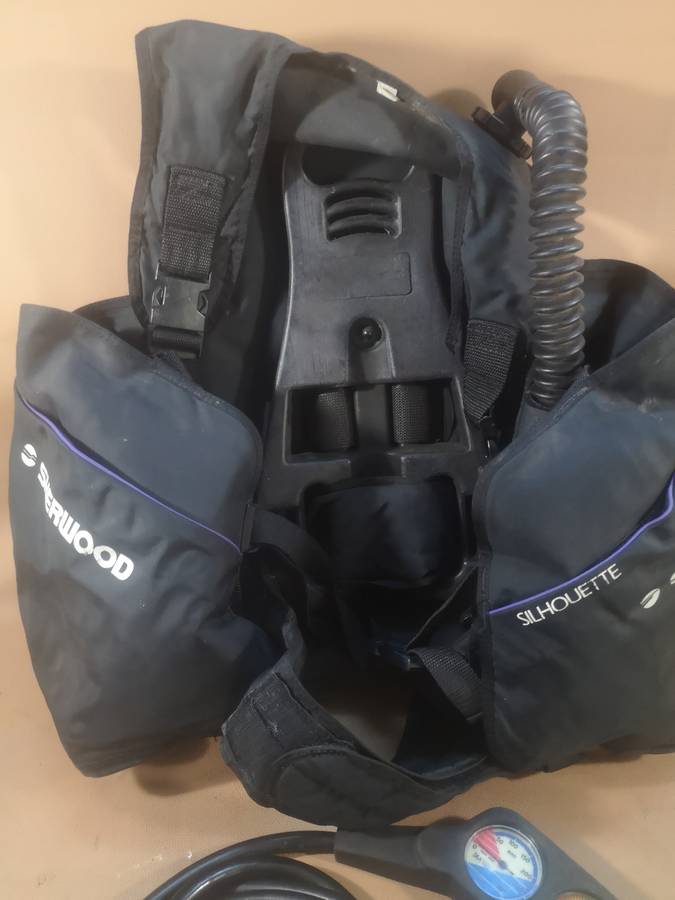 Sherwood Silhouette bcd Size XL and Scuba Gear Bundle