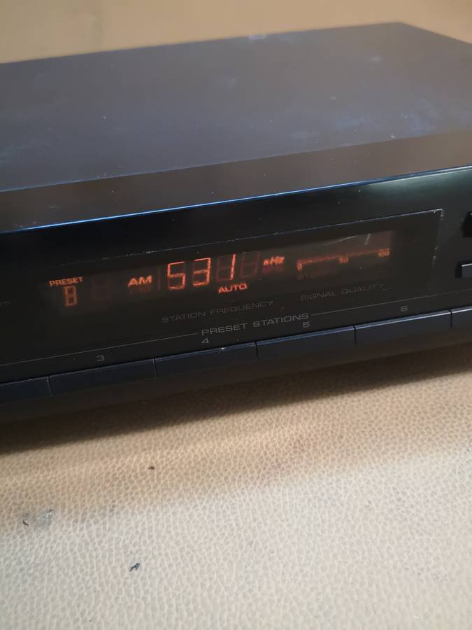 YAMAHA Natural Sound AM/FM Stereo Tuner TX-350 - Working Condition