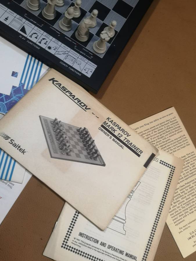 Vintage SAITEK KASPAROV MK 12 TRAINER Electronic Chess Computer Complete in Box