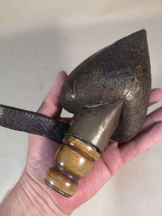 LATE 18TH CENTURY TURKISH, OTTOMAN EMPIRE HEART SHAPED POWDER FLASK