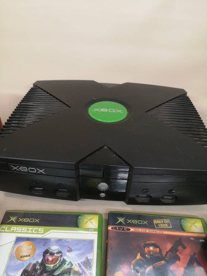 Vintage Original Xbox Console with controllers, cables and 2 Games - 100% Working