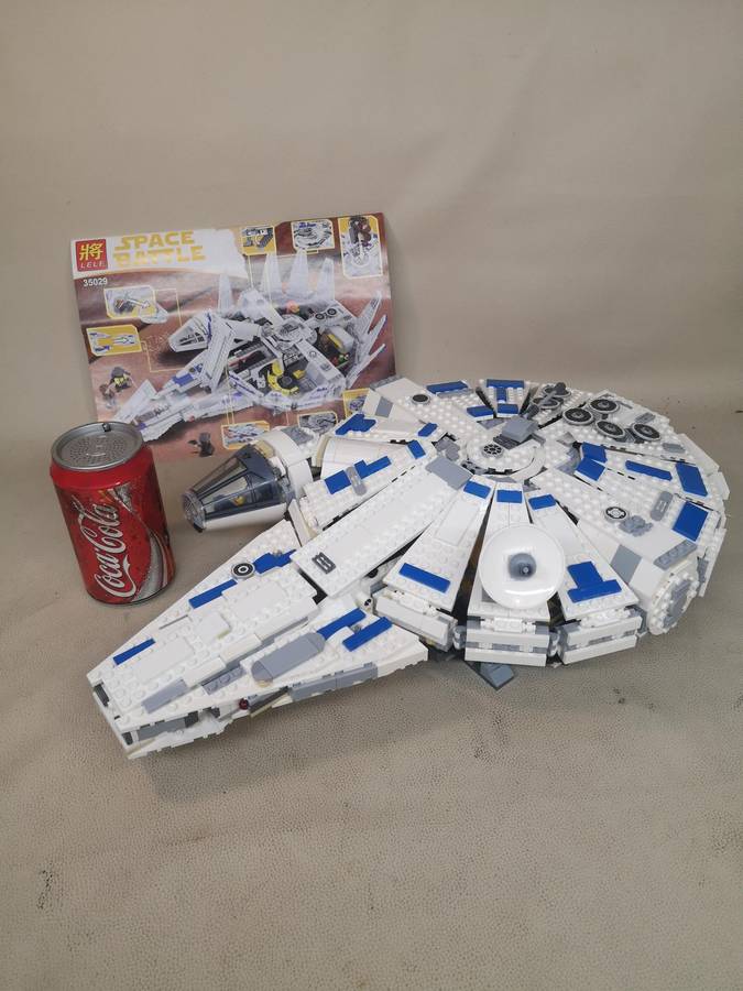 Very Large 1400pce Lepin 05142 (75212) Kessel Run Millennium Falcon