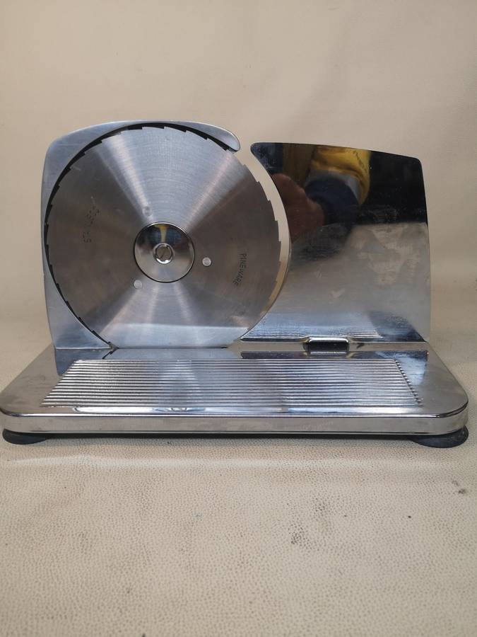 Fantastic Vintage PINEWARE STAINLESS STEEL Manual Bread/Meat Slicer!