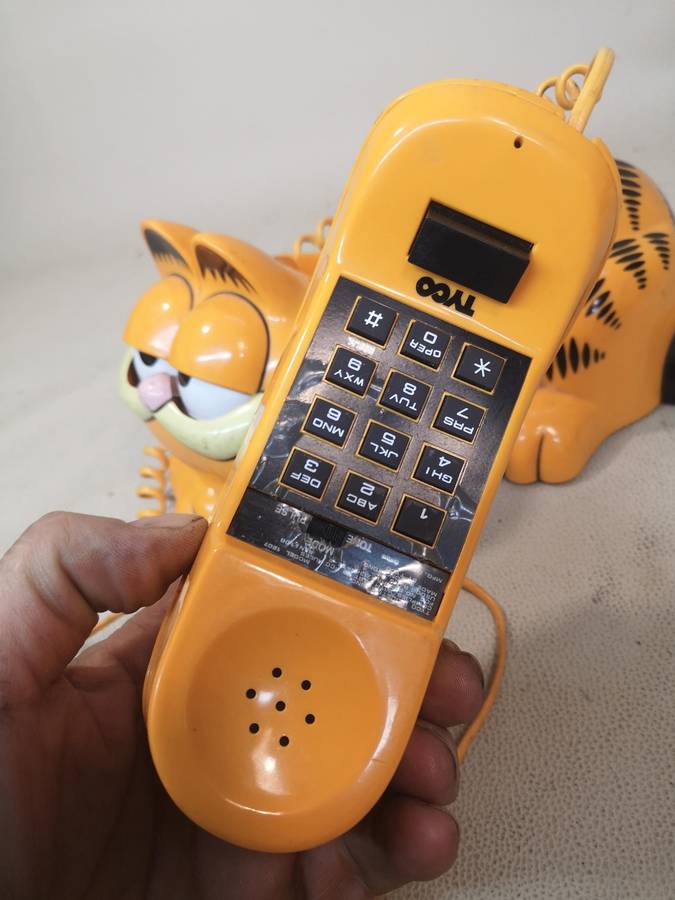 Vintage Garfield Telephone Tyco Phone Landline 1981 Cat Eyes Open & Close 80s