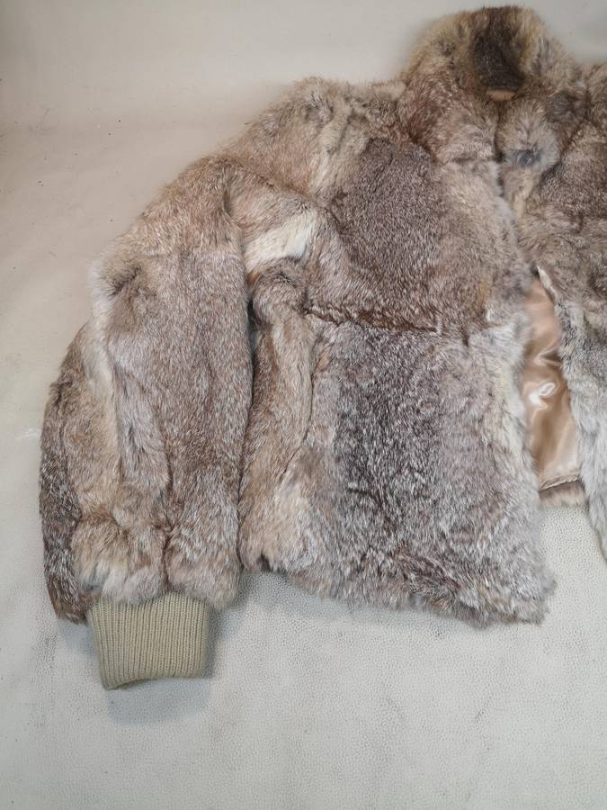 Beautiful Genuine Fox Fur Coat Jacket Size Medium - Stunning Condition