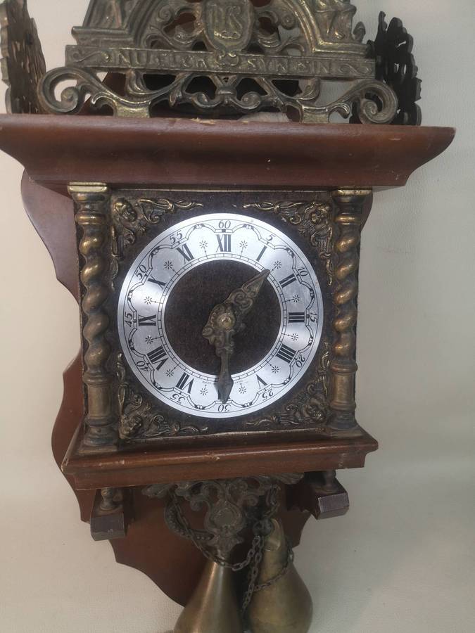 Zaandam Zaanse Dutch Wall Hanging Pendulum Clock
