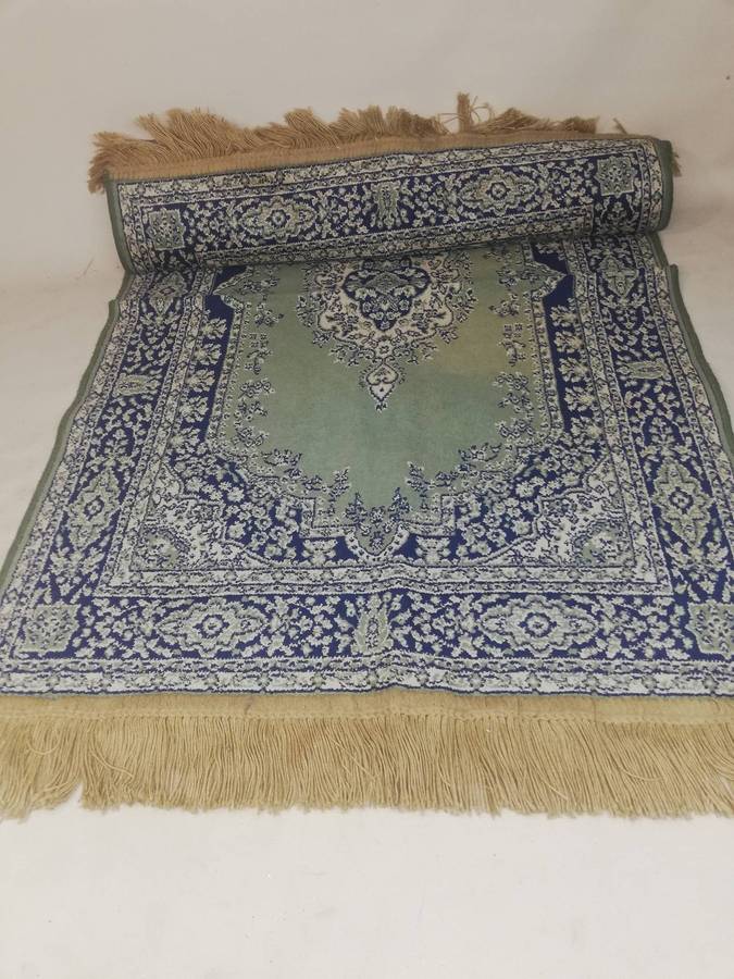 Persian Shiraz Viscose Carpet Made in Belgium - 1050 x 680mm