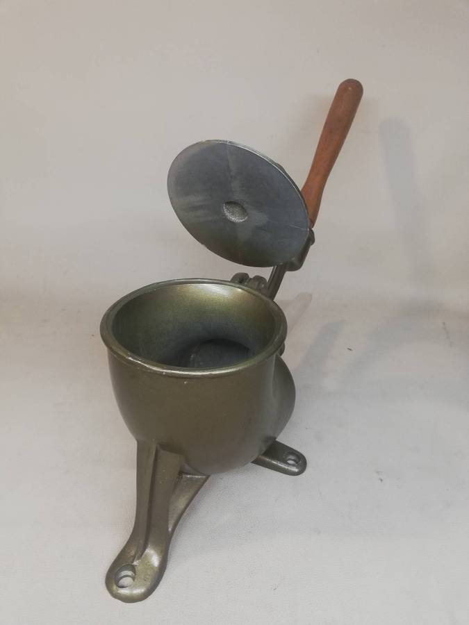 Wors/sausage stopper/maker by "Worsmeester by MM Promotions" - Like New
