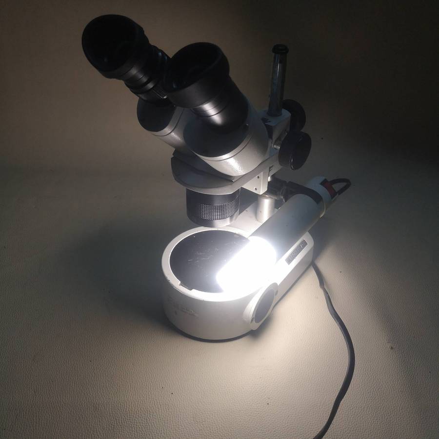 Eschenbach 3320 Binocular Stereolupe Microscope With Extra Eyepieces 100% Working