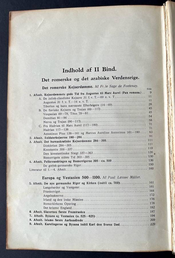 Gyldendals Illustrerede Verdenshistoria I - II Indtil aar 1100 (Danish antiquarian book)