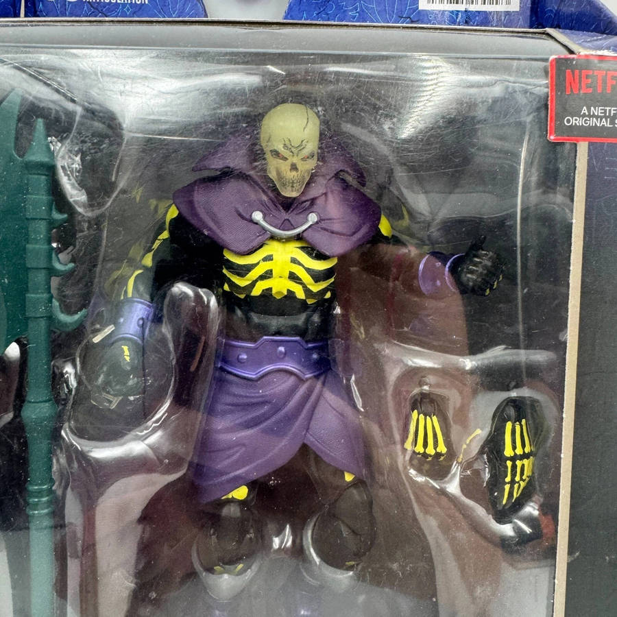 Masters of the Universe Revelation Scare Glow Action Figure | 6+ | Glow-in-the-Dark Collector Editio