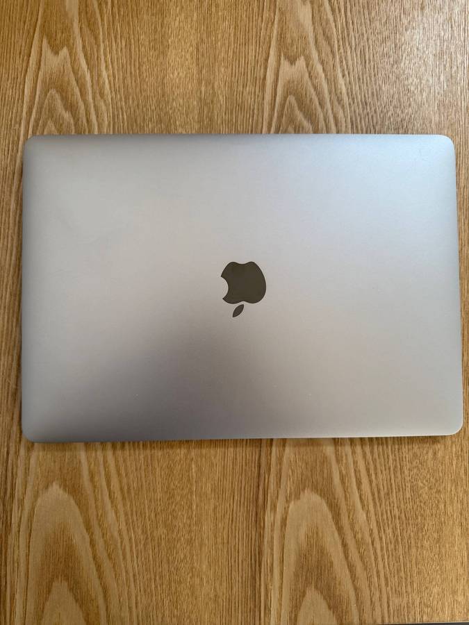 MacBook Air 13-inch M1 chip - (Mint Condition!)