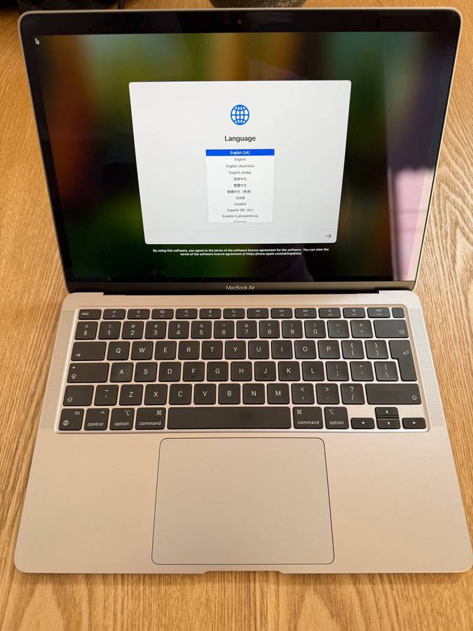 MacBook Air 13-inch M1 chip - (Mint Condition!)
