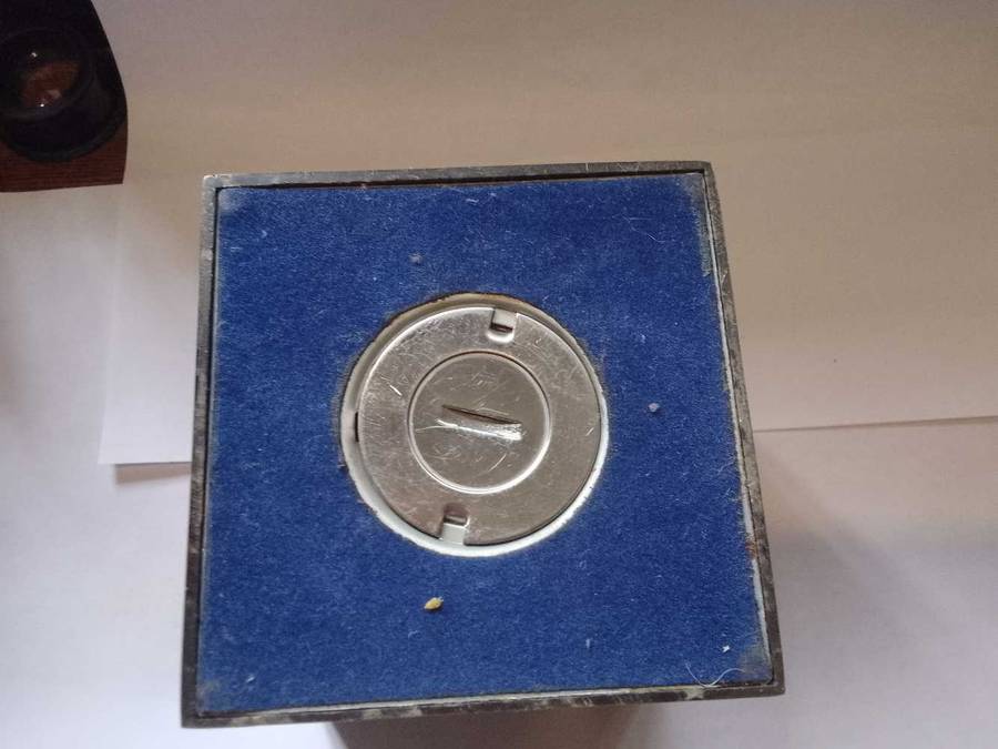 stunning metal money box