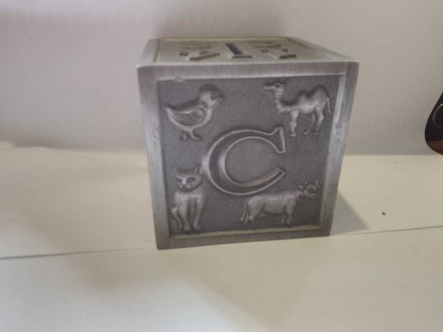 stunning metal money box