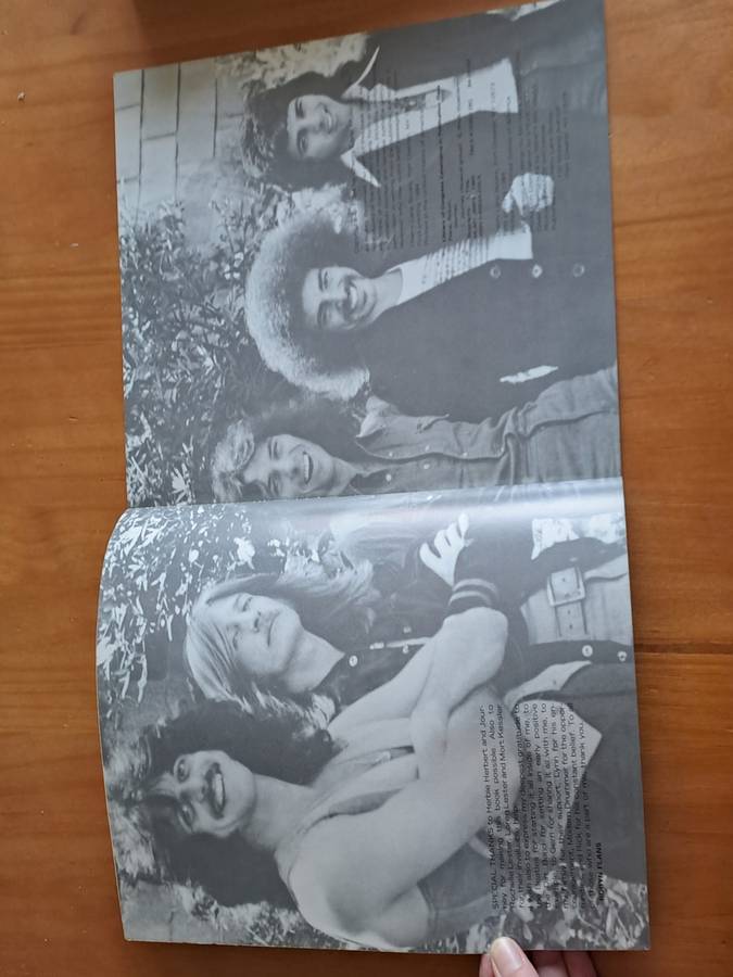 Journey  -  Vintage biography by Robyn Flans  - 1988