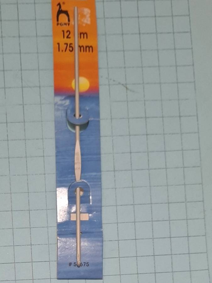 Crochet needle 12cm/1.75mm