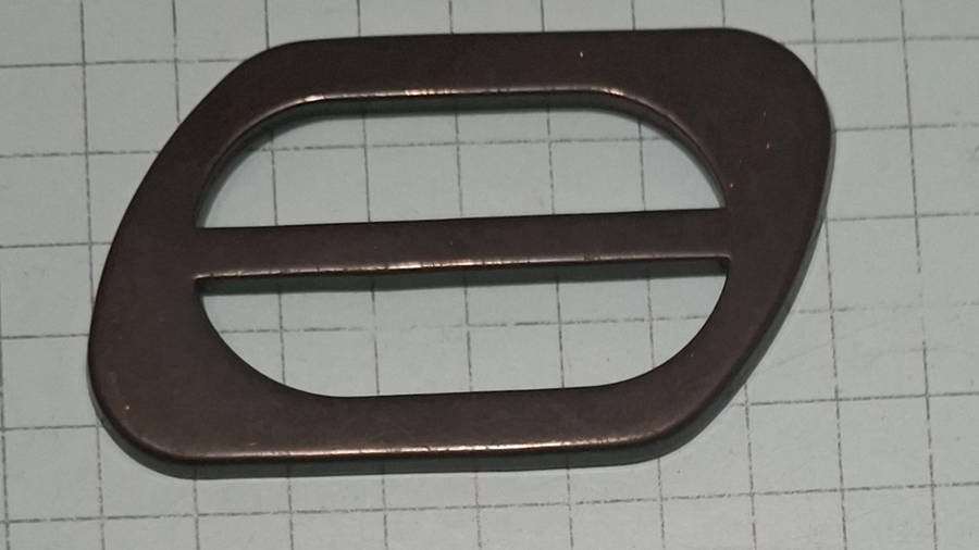 Brown buckle - 30mm x 25mm