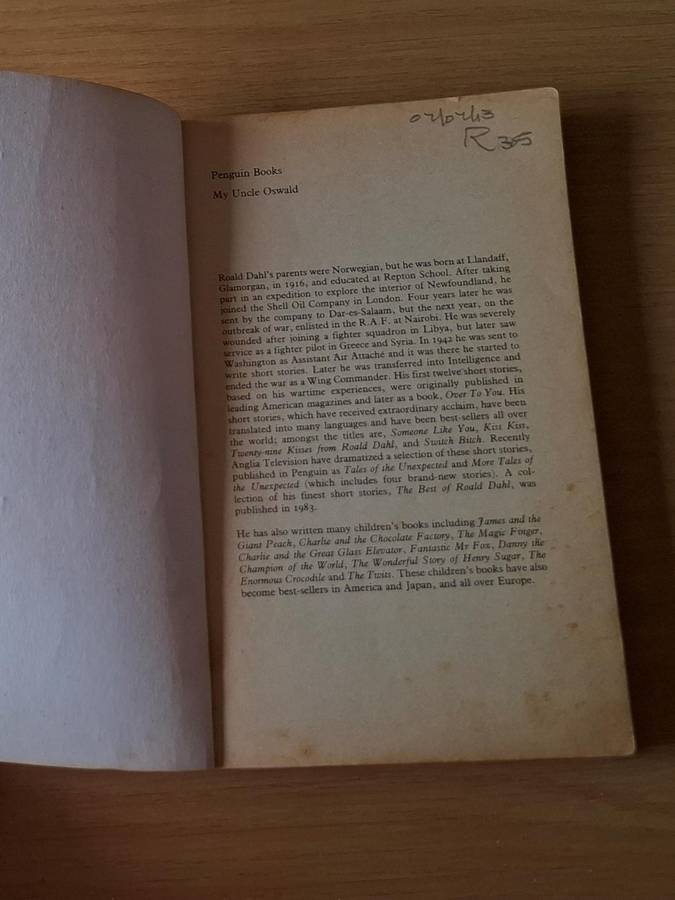 Roald Dahl -  My Uncle Oswald -  Softcover -  p 205