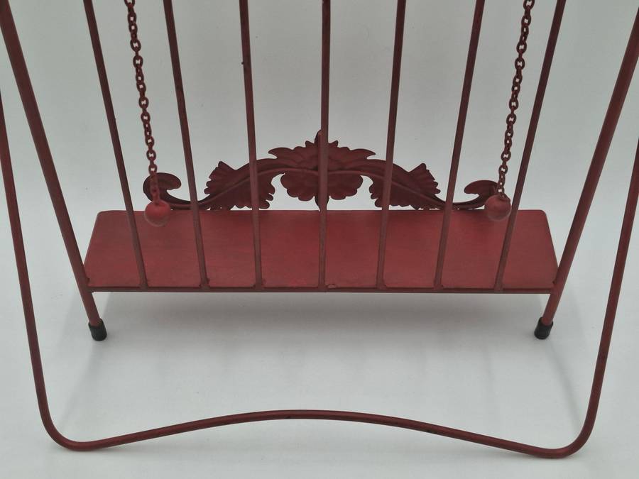 Vintage Red Rooster Metal Recipe Book Stand - Vibrant Colour - Lovely Boho Style