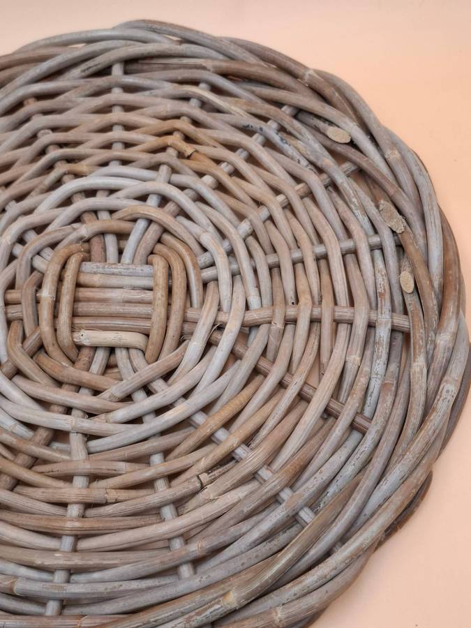 Vintage Hand Woven Rustic Rattan Placemats - 4 x 35cm diameter - Great condition