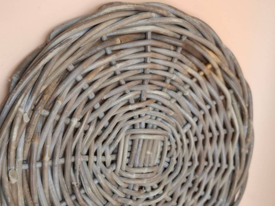 Vintage Hand Woven Rustic Rattan Placemats - 4 x 35cm diameter - Great condition