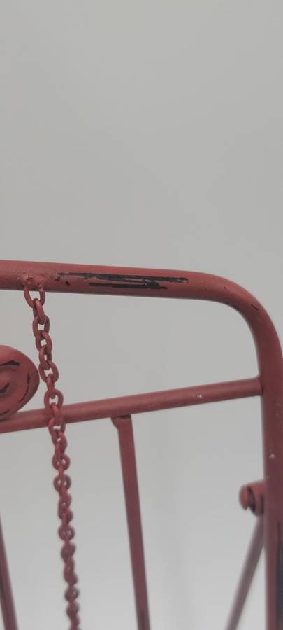Vintage Red Rooster Metal Recipe Book Stand - Vibrant Colour - Lovely Boho Style