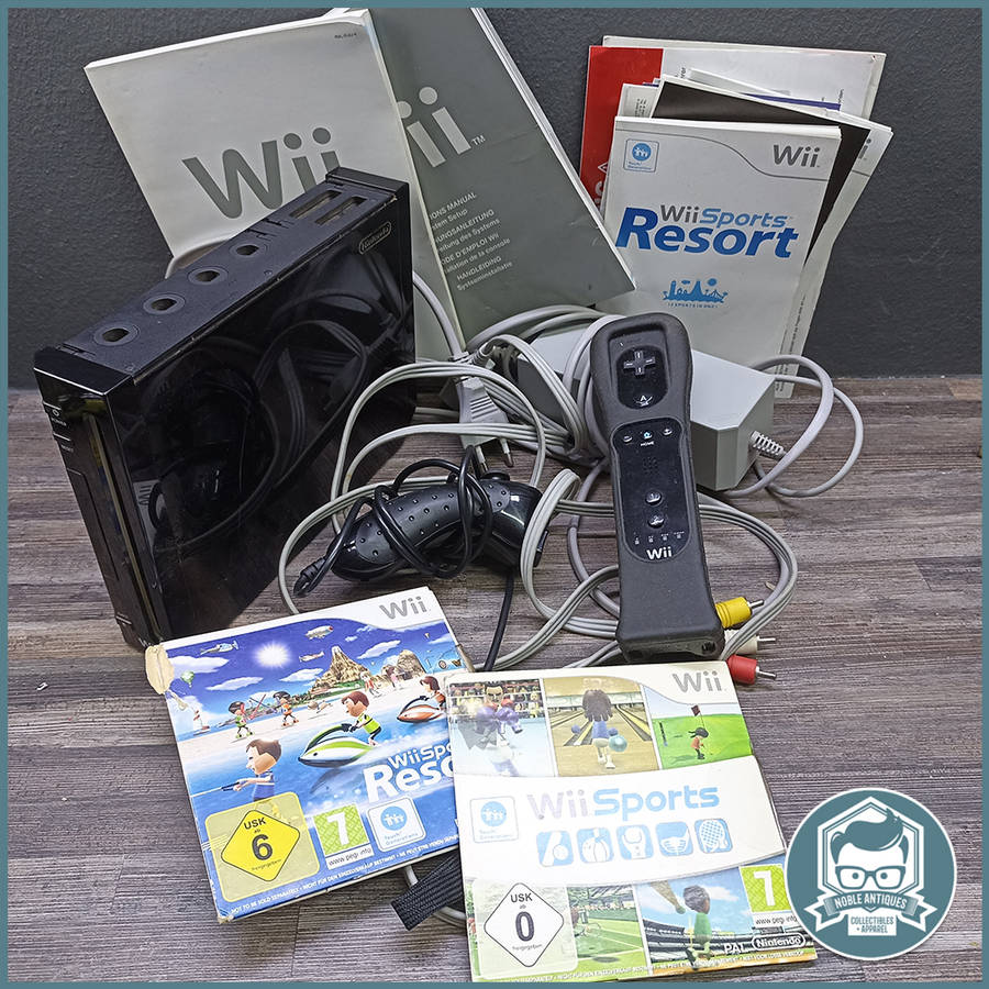 Original Black Wii Console, good condition, No Action Bar